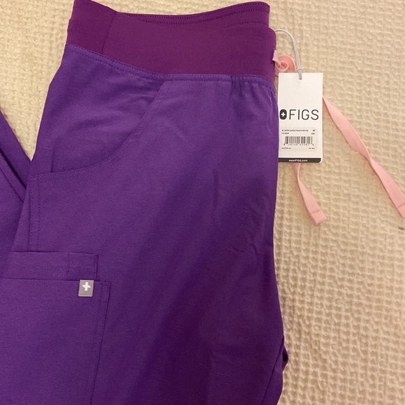 NWT Limited Edition Kade Scrub Pants - Picture 2 of 2
